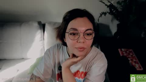 Snapshot of hot_babayaga chatting on March 5, 12:00 pm online show from March 5, 12:00 pm