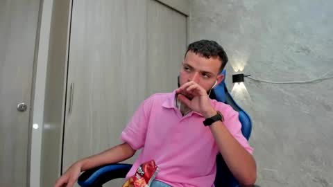 hot bad boy69 online show from June 24, 9:14 pm