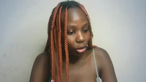 Snapshot of hot_berry2003 chatting on January 25, 8:00 pm Millie online show from January 25, 8:00 pm