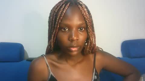 Snapshot of hot_berry2003 chatting on February 23, 11:04 pm Millie online show from February 23, 11:04 pm