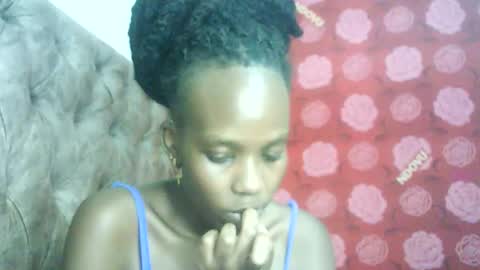 Snapshot of hot_berry2003 chatting on October 4, 1:20 pm Millie online show from October 4, 1:20 pm