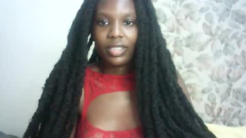 Snapshot of hot_berry2003 chatting on October 13, 7:58 pm Millie online show from October 13, 7:58 pm