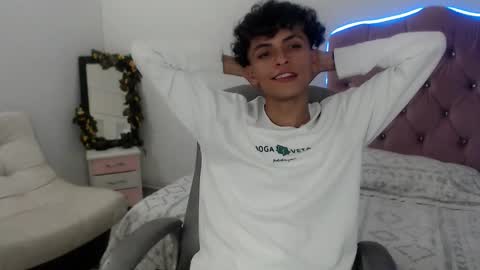 Salomon online show from December 4, 5:32 pm