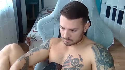 hot_cap_77 online show from October 6, 1:19 pm