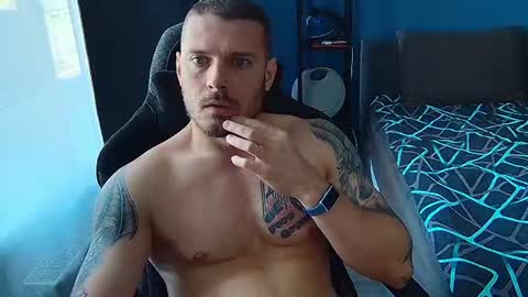 hot_cap_77 online show from July 17, 11:50 am