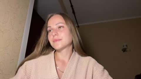 hot_chance_ online show from July 22, 5:05 pm