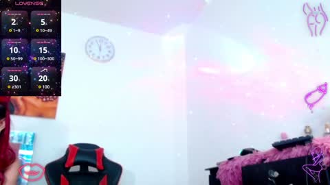 Snapshot of hot_destinyk chatting on December 2, 7:58 am destinyk online show from December 2, 7:58 am