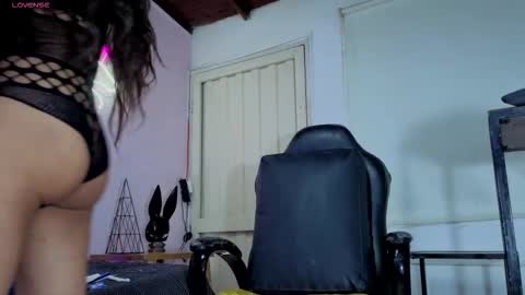 destinyk online show from December 17, 11:49 am