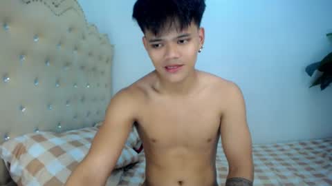 hot_fucker_ online show from June 20, 12:41 pm