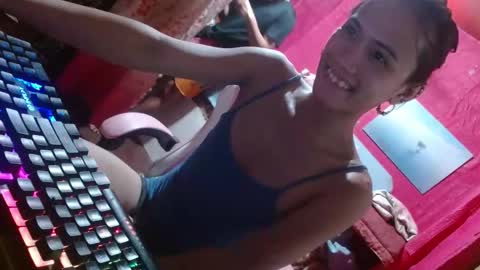 Snapshot of hot_fuckingmedusa69 chatting on April 21, 5:14 am Naughty Allison online show from April 21, 5:14 am