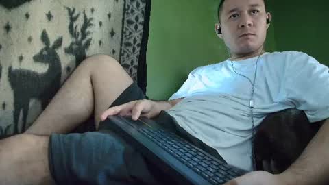 hot_guy36 online show from June 15, 3:03 pm