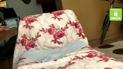 Senpai online show from April 27, 11:41 am