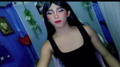 Khianna online show from March 25, 4:13 pm