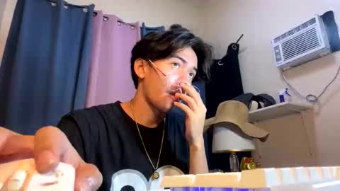 hot_kianxx online show from May 11, 9:04 am