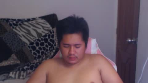 Snapshot of hot_kiel chatting on April 5, 4:04 pm hot_kiel online show from April 5, 4:04 pm