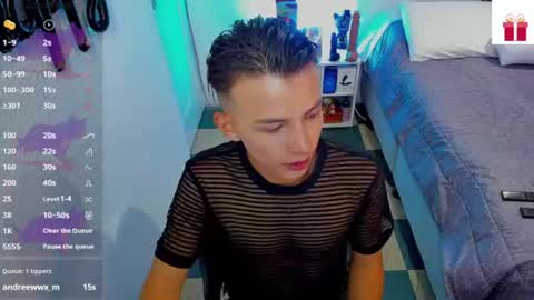 Snapshot of hot_latin_temptation chatting on July 14, 2:05 am Alejandro online show from July 14, 2:05 am