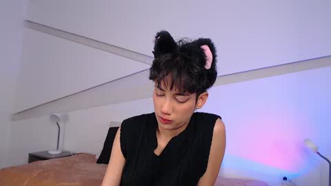 Alana online show from February 8, 8:42 pm