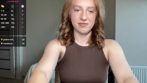 Snapshot of hot_lliinns chatting on October 25, 12:13 pm Lina online show from October 25, 12:13 pm