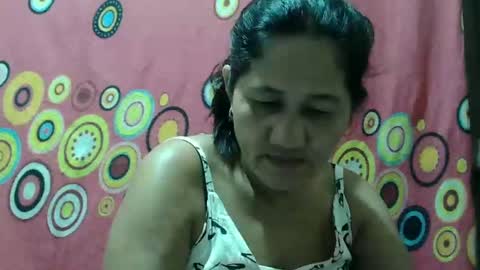 Snapshot of hot_mama09 chatting on February 3, 10:47 am hotmama online show from February 3, 10:47 am