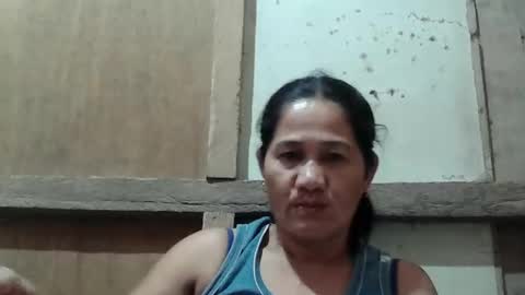 Snapshot of hot_mama09 chatting on February 5, 7:50 am hotmama online show from February 5, 7:50 am