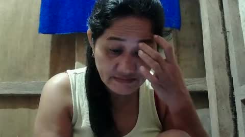 Snapshot of hot_mama09 chatting on February 25, 1:41 am hotmama online show from February 25, 1:41 am