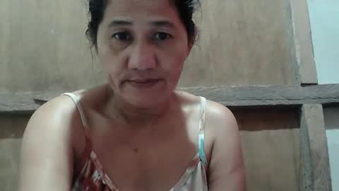 Snapshot of hot_mama09 chatting on March 9, 12:00 am hotmama online show from March 9, 12:00 am
