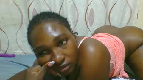 Snapshot of hot_masha chatting on February 23, 1:13 am hot_masha online show from February 23, 1:13 am