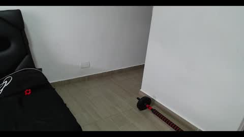 Snapshot of hot_mommymia chatting on February 25, 5:04 pm Mia online show from February 25, 5:04 pm