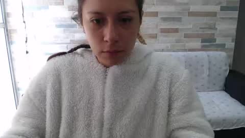 Snapshot of hot_mommymia chatting on October 7, 2:14 pm Mia online show from October 7, 2:14 pm