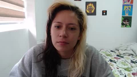 Snapshot of hot_mommymia chatting on October 13, 1:33 pm Mia online show from October 13, 1:33 pm