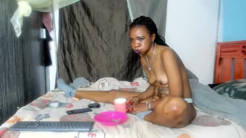 Snapshot of hot_moxie chatting on October 9, 9:02 pm hot_moxie online show from October 9, 9:02 pm