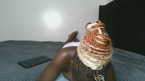 Snapshot of hot_petite1 chatting on March 25, 5:52 pm Hot petite online show from March 25, 5:52 pm