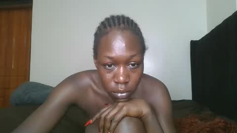 Snapshot of hot_petite1 chatting on April 14, 6:47 pm Hot petite online show from April 14, 6:47 pm