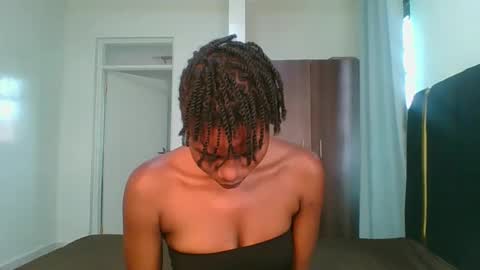 Snapshot of hot_petite1 chatting on May 3, 8:42 am Hot petite online show from May 3, 8:42 am