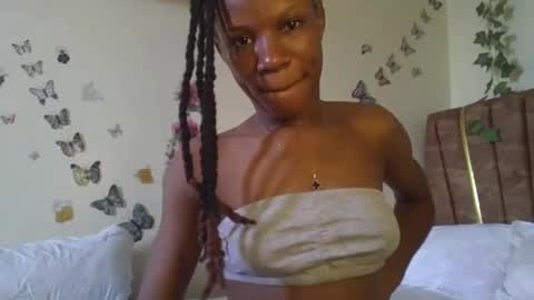 hot petite100 online show from October 16, 10:16 am