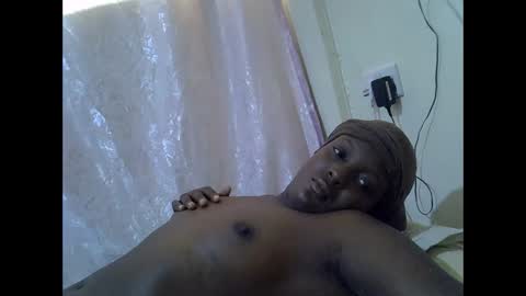 RAYLAH online show from February 14, 11:18 am