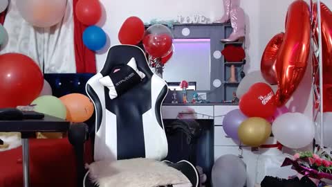 Snapshot of hot_sexy_bunny chatting on February 28, 9:04 am hot sexy bunny online show from February 28, 9:04 am