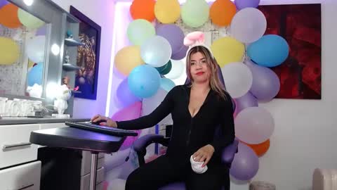 Snapshot of hot_sexy_bunny chatting on September 14, 3:44 pm hot sexy bunny online show from September 14, 3:44 pm