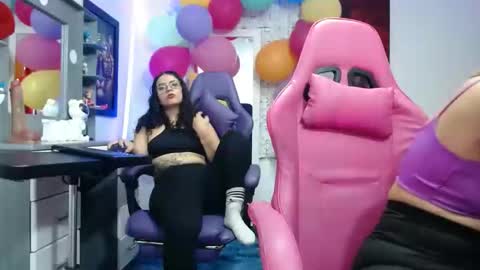 Snapshot of hot_sexy_bunny chatting on September 27, 1:49 pm hot sexy bunny online show from September 27, 1:49 pm