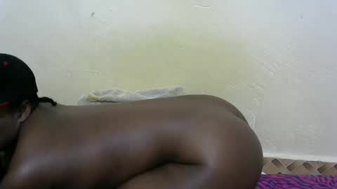 bleiz online show from March 12, 1:14 am