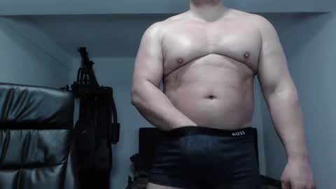 Snapshot of hot_stefano1 chatting on March 2, 5:33 am Stefano.. online show from March 2, 5:33 am