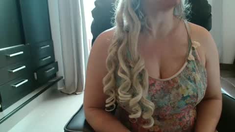 couple without tabus online show from February 1, 10:26 am