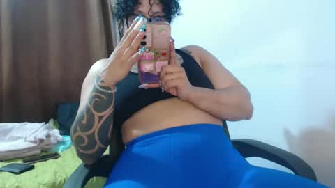 Hot and PowerHOPE U MISS ME online show from February 11, 2:35 am