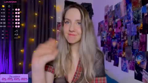 Snapshot of hotarutomo chatting on September 13, 10:42 pm Next stream 28112024 8 GMT 3 online show from September 13, 10:42 pm