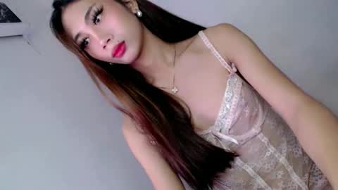 hotasian2345 online show from February 17, 10:05 pm