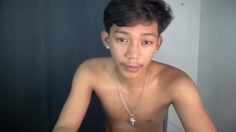 hotasian_jerome online show from March 12, 6:52 am