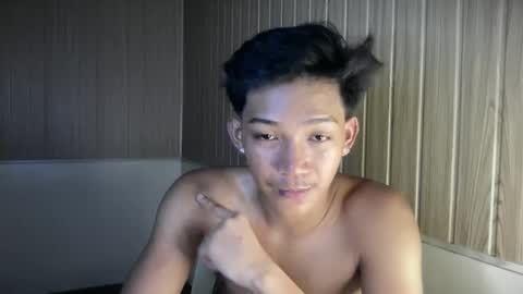 hotasian_jerome online show from April 30, 8:31 am
