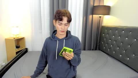 Snapshot of hotasiankenn chatting on September 14, 3:38 am Kenny online show from September 14, 3:38 am