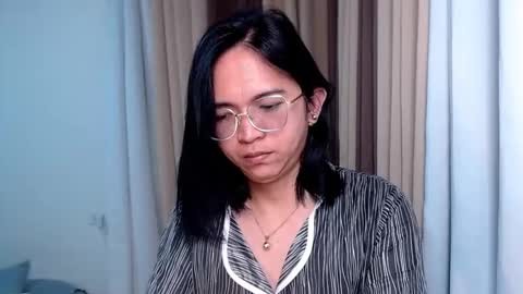 Snapshot of hotasiantsayesha chatting on February 1, 8:50 am JAMAE online show from February 1, 8:50 am