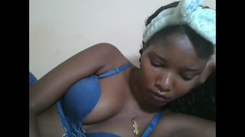 love online show from April 29, 4:49 am